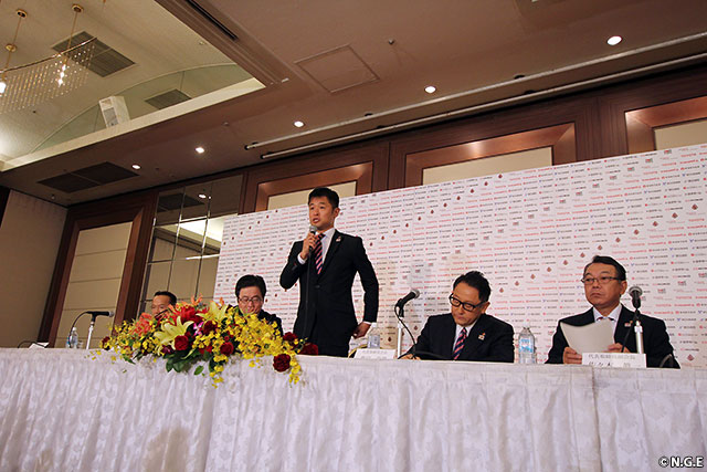 小倉隆史GM兼監督 就任記者会見の模様｜ニュース｜名古屋グランパス