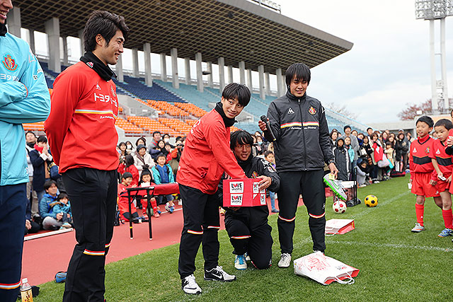 15_KT_15_1128_MIZU.jpg