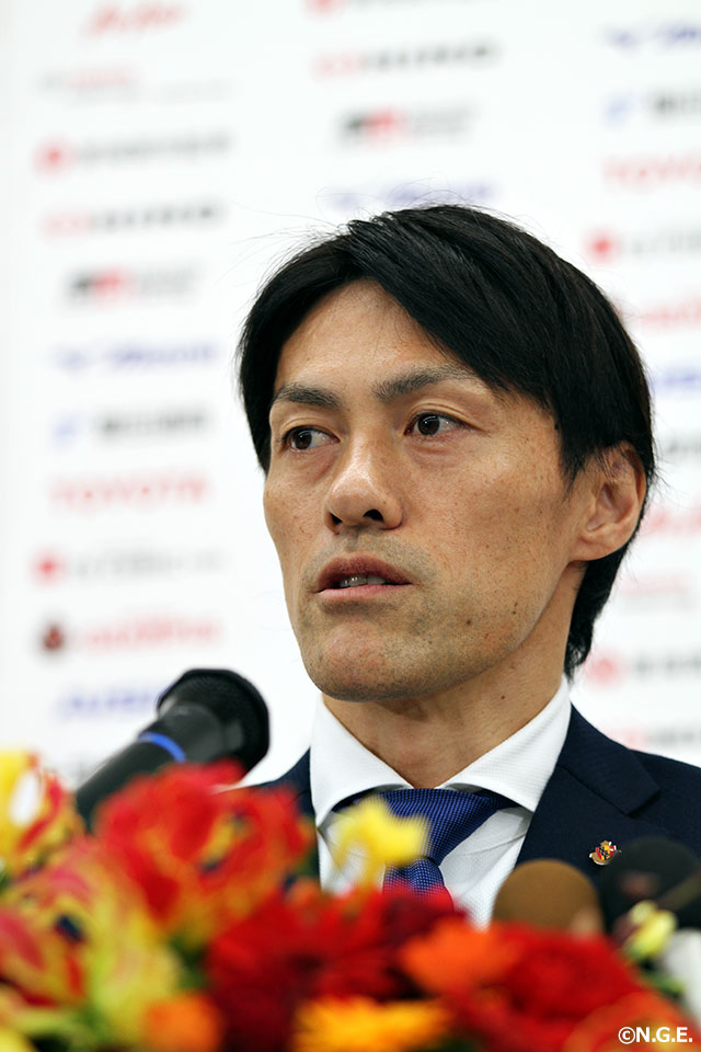 楢崎 正剛 | 選手・スタッフ | チーム | 名古屋グランパス公式サイト