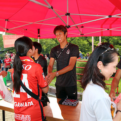 赤﨑 秀平 | 選手・スタッフ | チーム | 名古屋グランパス公式サイト