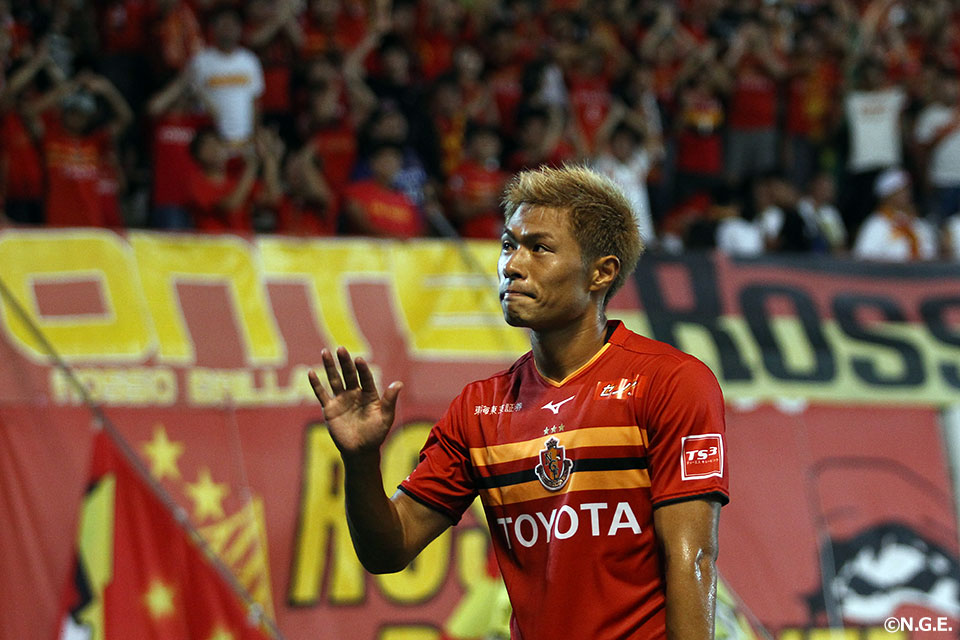 赤﨑 秀平 | 選手・スタッフ | チーム | 名古屋グランパス公式サイト