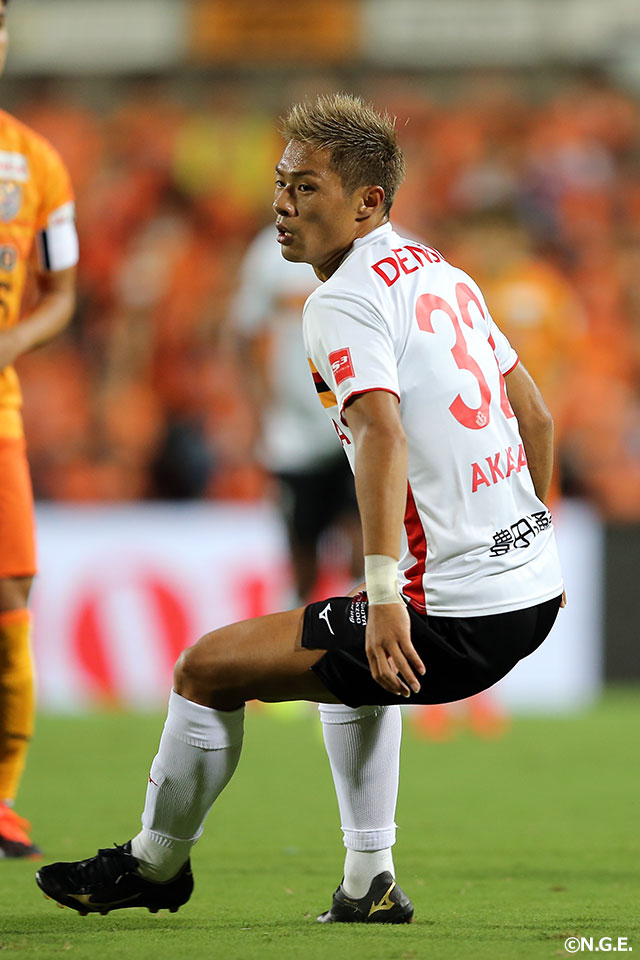 赤﨑 秀平 | 選手・スタッフ | チーム | 名古屋グランパス公式サイト