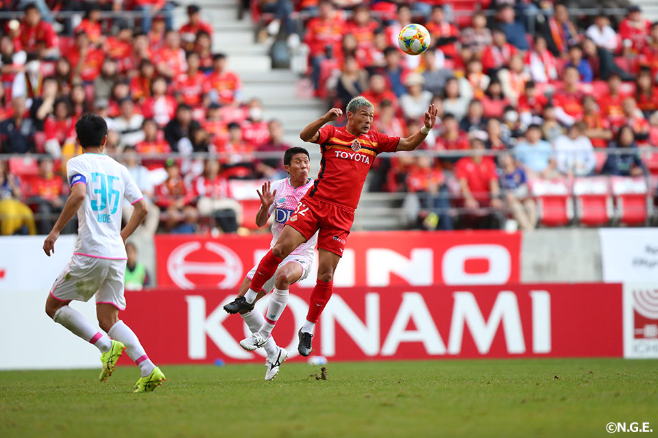 赤﨑 秀平 | 選手・スタッフ | チーム | 名古屋グランパス公式サイト