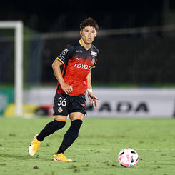 名古屋グランパス 太田宏介 生写真 直筆サイン 2025年最新】Yahoo!オークション -太田宏介 サインの中古品・新品・未