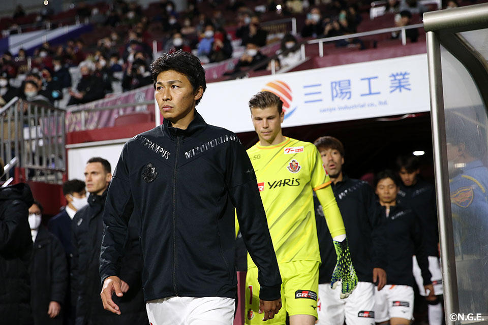 ベンチコート アシックス ヴィッセル神戸 サイズ150 ヴィッセル ベンチ