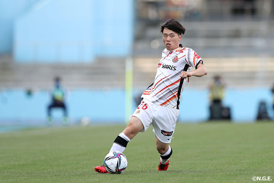 成瀬竣平 | 選手・スタッフ | チーム | 名古屋グランパス公式サイト