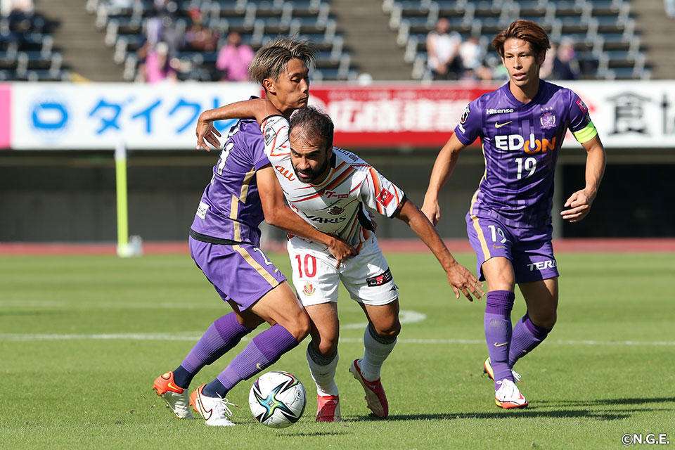 名古屋グランパス ガブリエル、シャビエル ユニフォーム - サッカー 