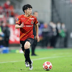 成瀬竣平 | 選手・スタッフ | チーム | 名古屋グランパス公式