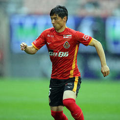 長澤和輝 | 選手・スタッフ | チーム | 名古屋グランパス公式サイト