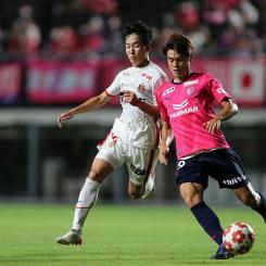 仙頭啓矢 | 選手・スタッフ | チーム | 名古屋グランパス公式サイト
