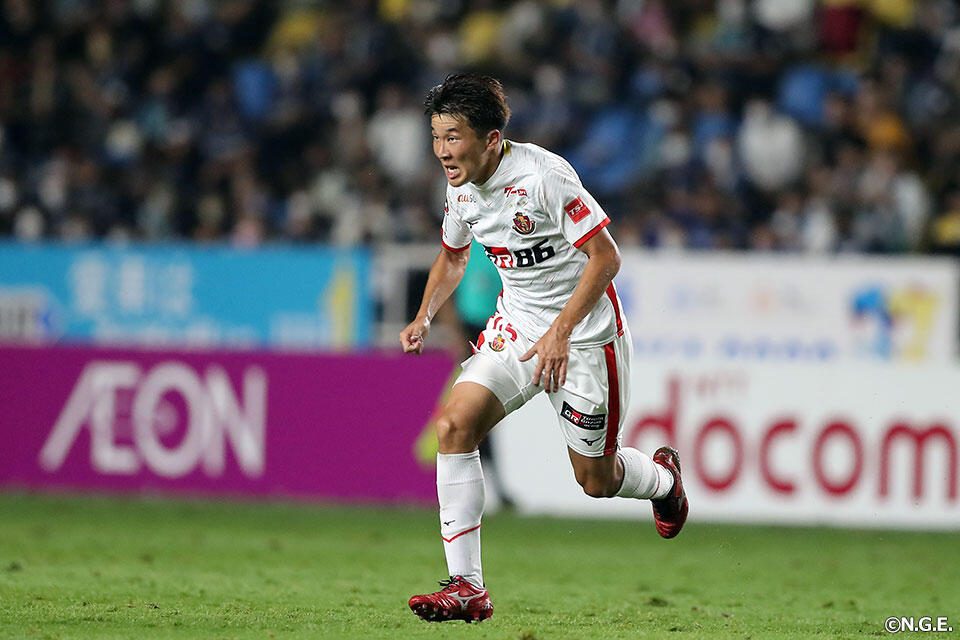 名古屋グランパス 太田宏介 生写真 直筆サイン - サッカー/フットサル