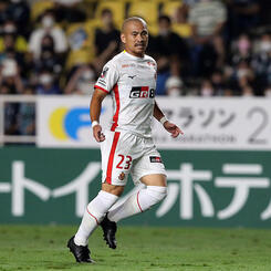 吉田 豊 | 選手・スタッフ | チーム | 名古屋グランパス公式サイト