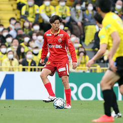 重廣卓也 | 選手・スタッフ | チーム | 名古屋グランパス公式サイト