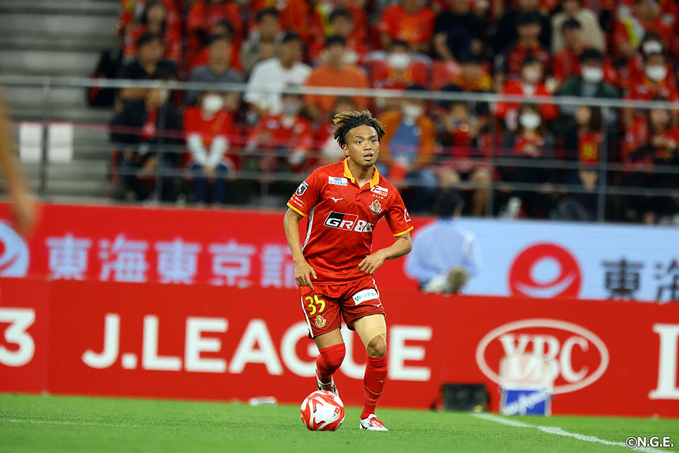 山田陸 | 選手・スタッフ | チーム | 名古屋グランパス公式サイト