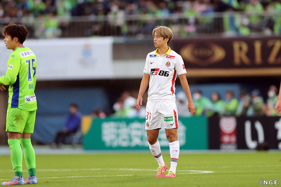 吉田 温紀 | 選手・スタッフ | チーム | 名古屋グランパス公式サイト