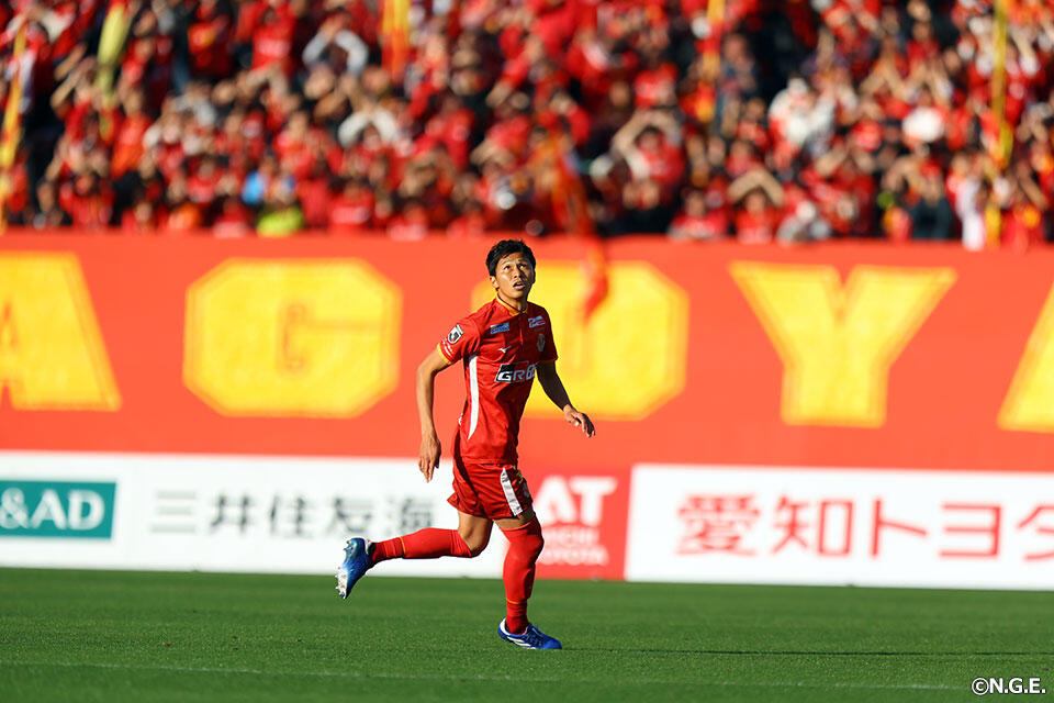 丸山祐市 | 選手・スタッフ | チーム | 名古屋グランパス公式