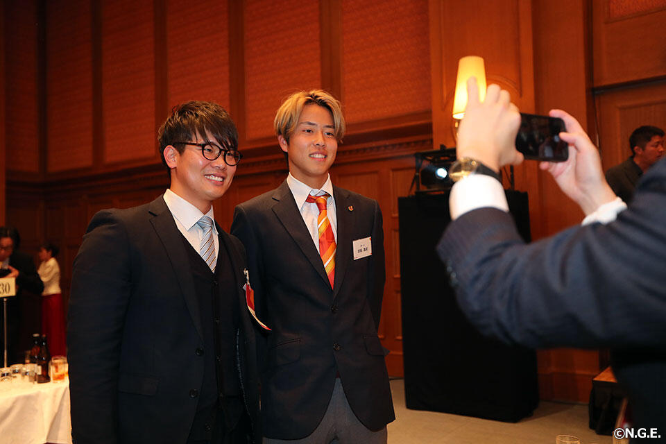 吉田温紀 | 選手・スタッフ | チーム | 名古屋グランパス公式サイト