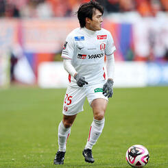 久保藤次郎 | 選手・スタッフ | チーム | 名古屋グランパス公式サイト