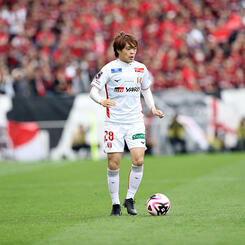 榊原杏太 | 選手・スタッフ | チーム | 名古屋グランパス公式