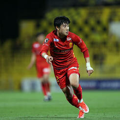 倍井謙 | 選手・スタッフ | チーム | 名古屋グランパス公式サイト