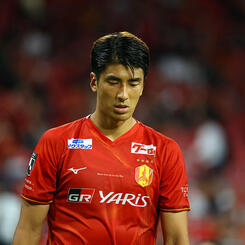 ハチャンレ | 選手・スタッフ | チーム | 名古屋グランパス公式サイト