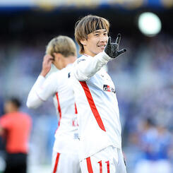 山岸祐也 | 選手・スタッフ | チーム | 名古屋グランパス公式 山岸祐也 | 選手・スタッフ | チーム | 名古屋グランパス公式