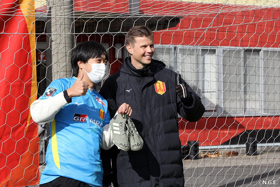 ランゲラック | 選手・スタッフ | チーム | 名古屋グランパス