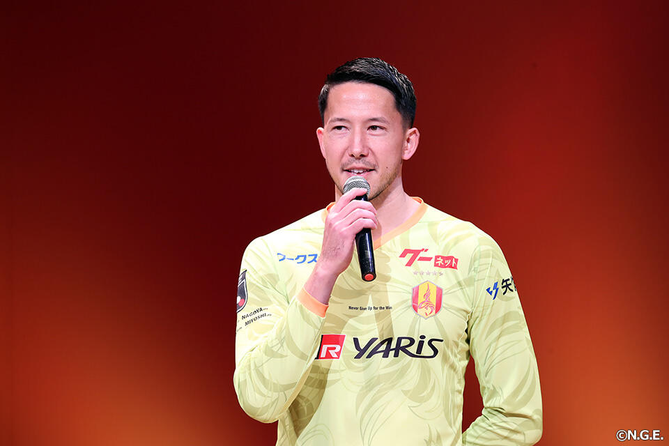 シュミット | 選手・スタッフ | チーム | 名古屋グランパス公式