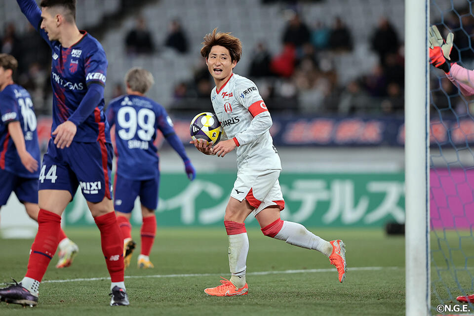 和泉竜司 | 選手・スタッフ | チーム | 名古屋グランパス公式