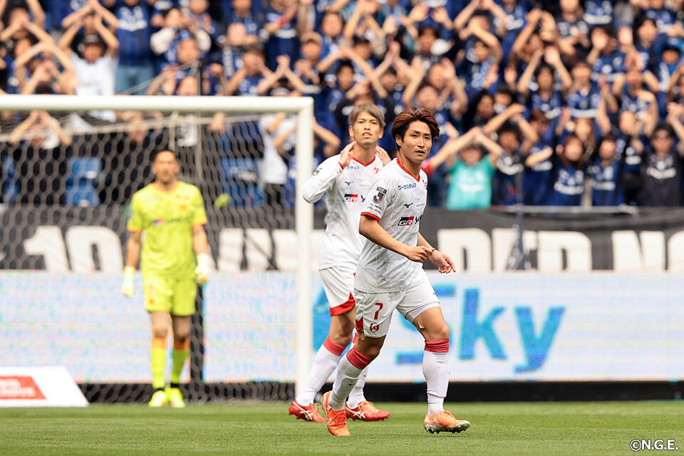 和泉竜司 | 選手・スタッフ | チーム | 名古屋グランパス公式