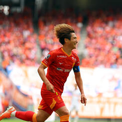 和泉竜司 | 選手・スタッフ | チーム | 名古屋グランパス公式