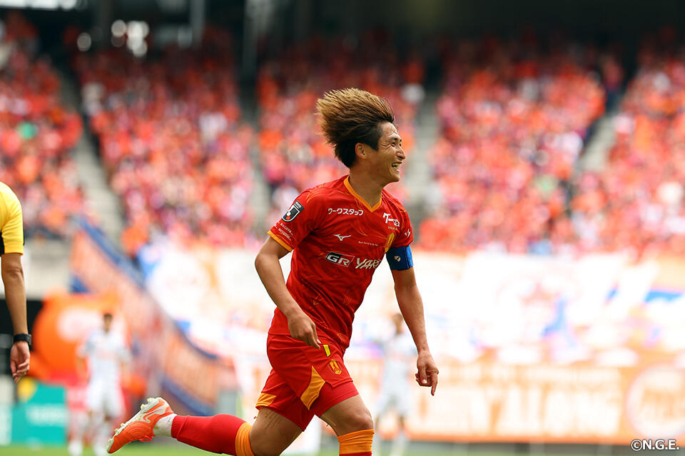 和泉 竜司 | 選手・スタッフ | チーム | 名古屋グランパス公式サイト