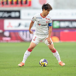 和泉竜司 | 選手・スタッフ | チーム | 名古屋グランパス公式