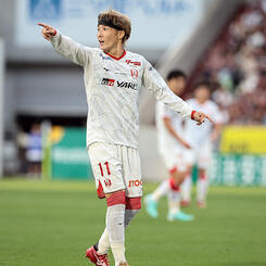 山岸祐也 | 選手・スタッフ | チーム | 名古屋グランパス公式