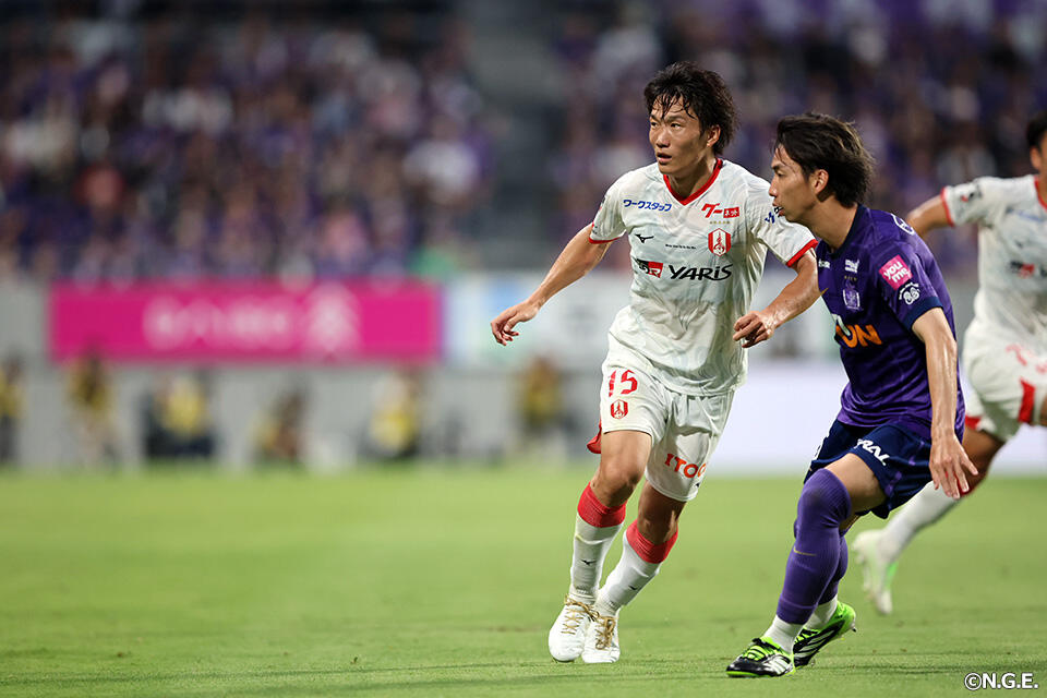 稲垣祥 | 選手・スタッフ | チーム | 名古屋グランパス公式