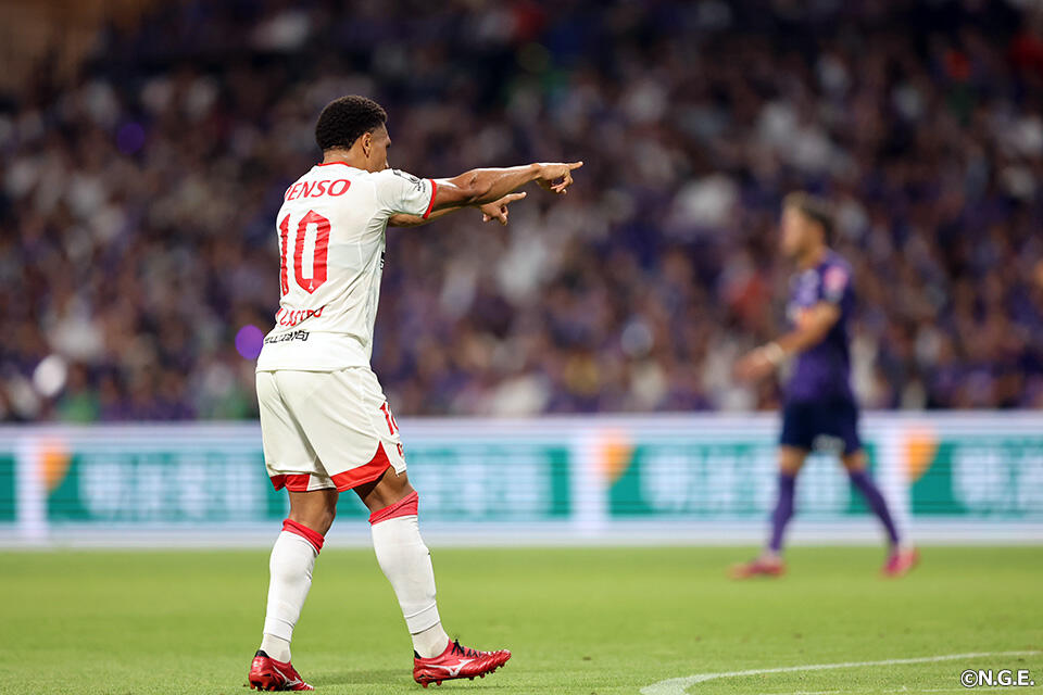 マテウス サッカー サイン サインボール 名古屋グランパス 11161653_637496df2cc8c.jpg