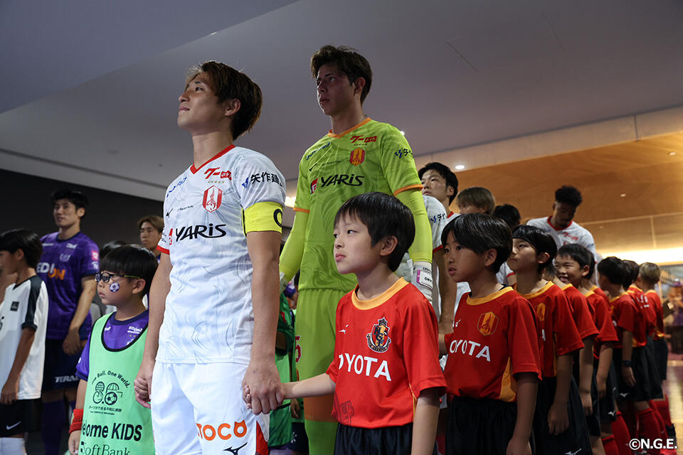 和泉竜司 | 選手・スタッフ | チーム | 名古屋グランパス公式