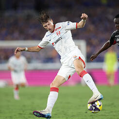 ピ*ザ様 キャスパーユンカー キャスパーユンカー | 選手・スタッフ | チーム | 名古屋グランパス