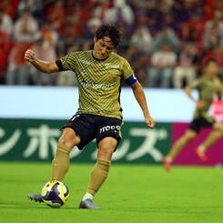 名古屋グランパス　ユニフォーム　和泉竜司選手 和泉竜司 | 選手・スタッフ | チーム | 名古屋グランパス公式