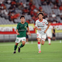 名古屋グランパス ユニフォーム 森島 14 Jリーグ 美品 名古屋グランパス2025年オーセンティックユニホーム 森島司 14