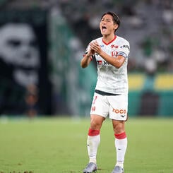 和泉竜司 | 選手・スタッフ | チーム | 名古屋グランパス公式