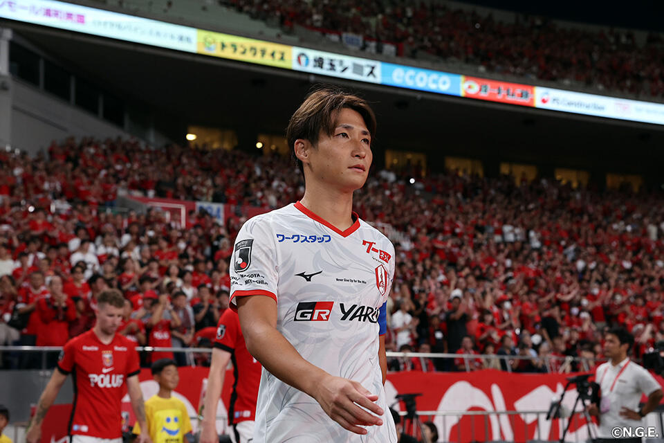 名古屋グランパス　ユニフォーム　和泉竜司選手 和泉竜司 | 選手・スタッフ | チーム | 名古屋グランパス公式