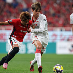 名古屋グランパス　かず出品 HATTRICK（ハットトリック）-選手の想いをファンへ届ける公式