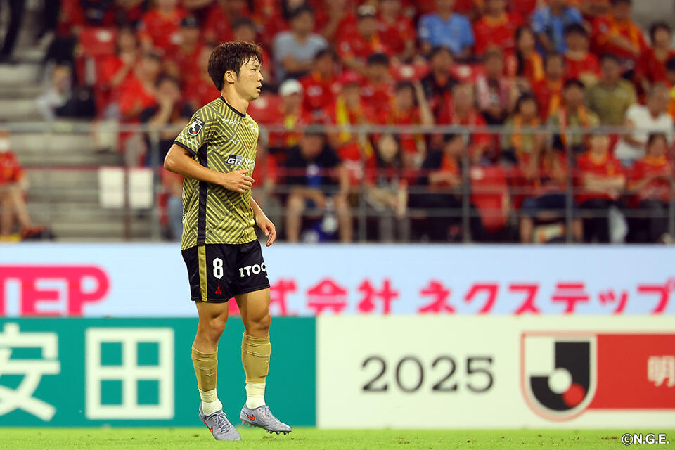 椎橋慧也 | 選手・スタッフ | チーム | 名古屋グランパス公式サイト