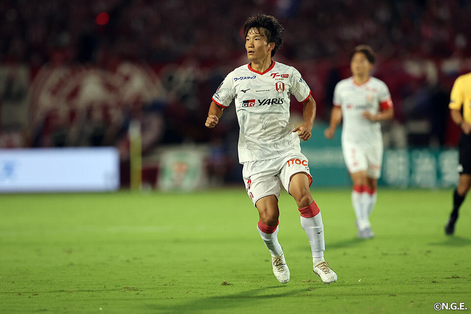 稲垣祥 | 選手・スタッフ | チーム | 名古屋グランパス公式