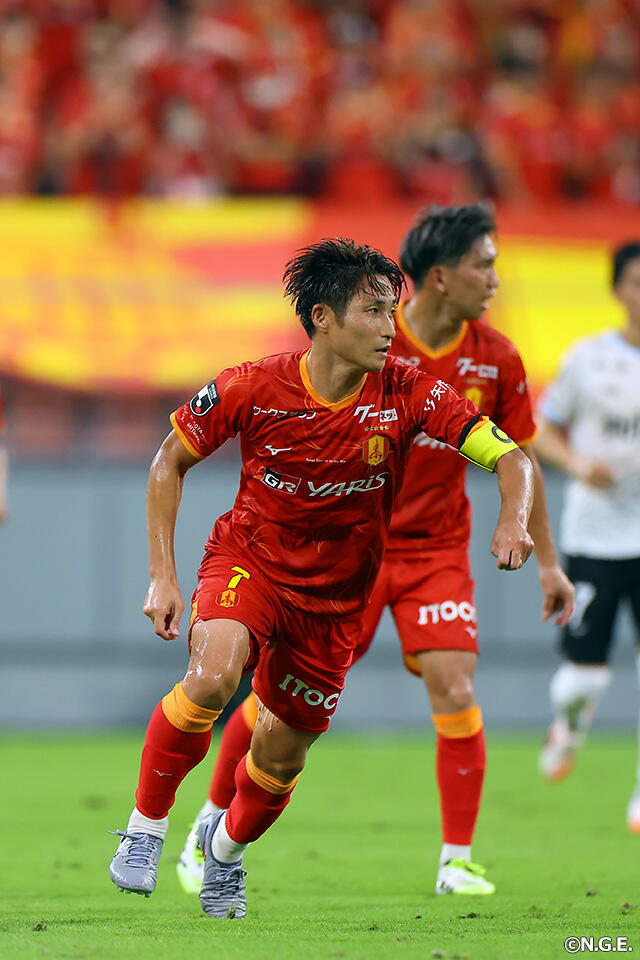 名古屋グランパス 和泉竜司選手 ユニフォーム 3月29日横浜FC戦】2025ビクトリーユニフォームFPモデル(和泉竜司