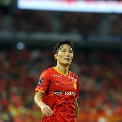 稲垣祥 | 選手・スタッフ | チーム | 名古屋グランパス公式サイト