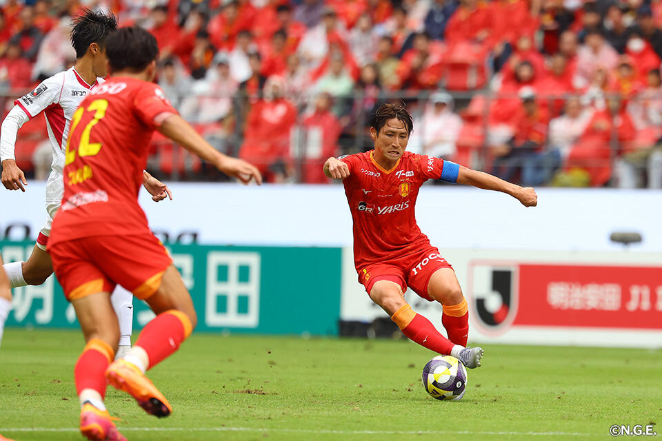 名古屋グランパス 和泉竜司選手 ユニフォーム 3月29日横浜FC戦】2025ビクトリーユニフォームFPモデル(和泉竜司