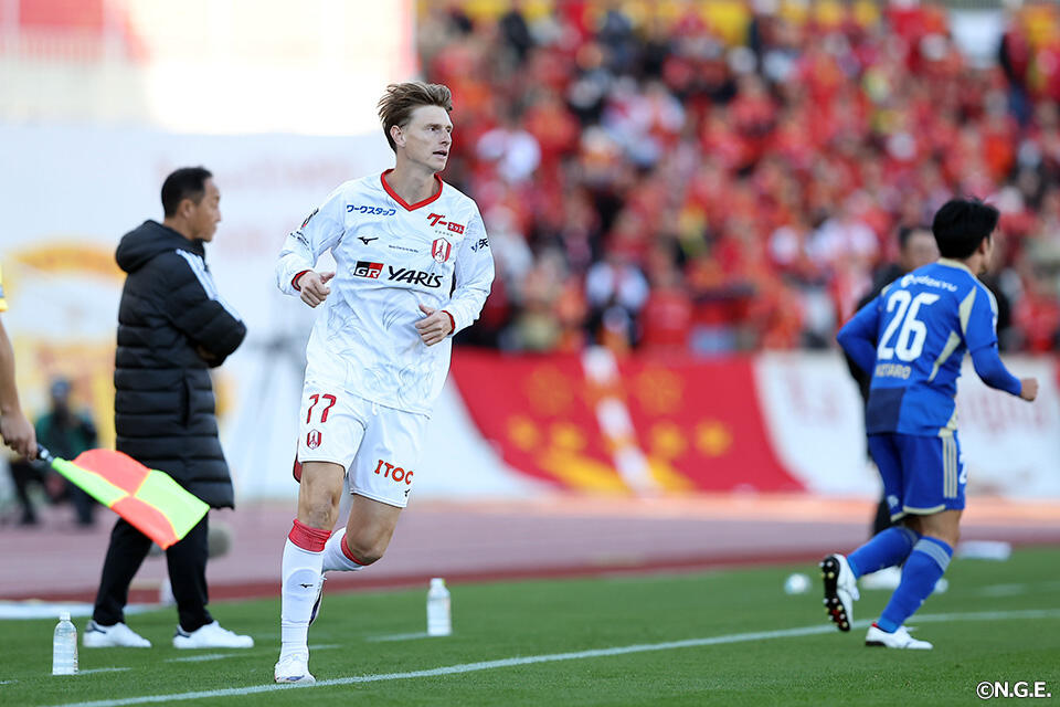 キャスパーユンカー | 選手・スタッフ | チーム | 名古屋グランパス