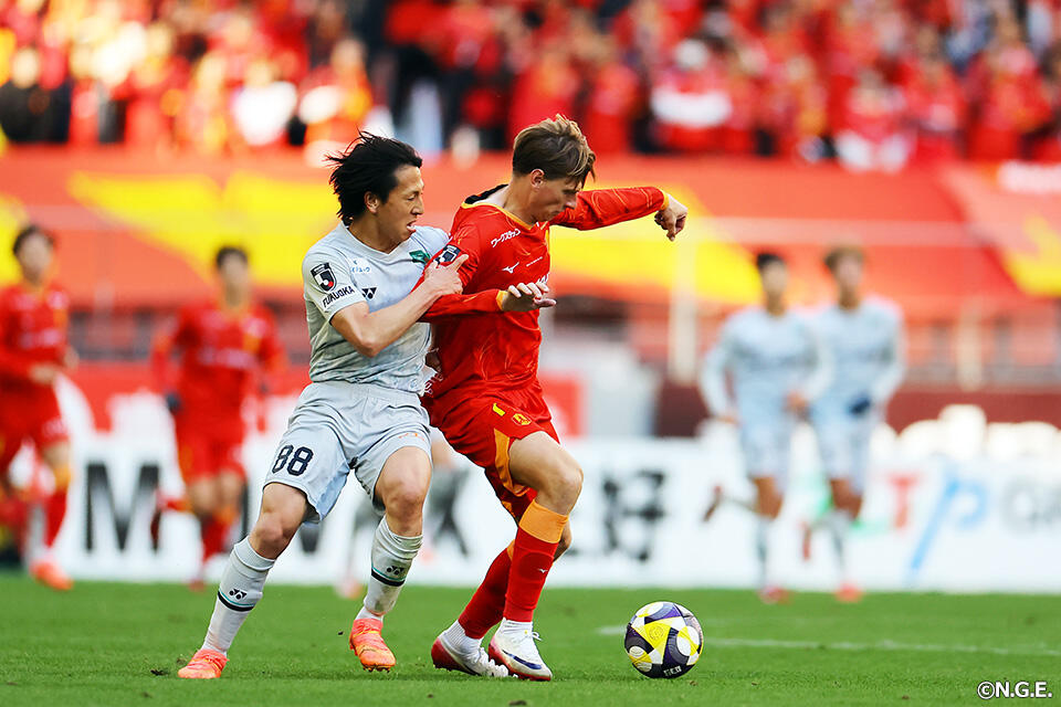 キャスパーユンカー | 選手・スタッフ | チーム | 名古屋グランパス